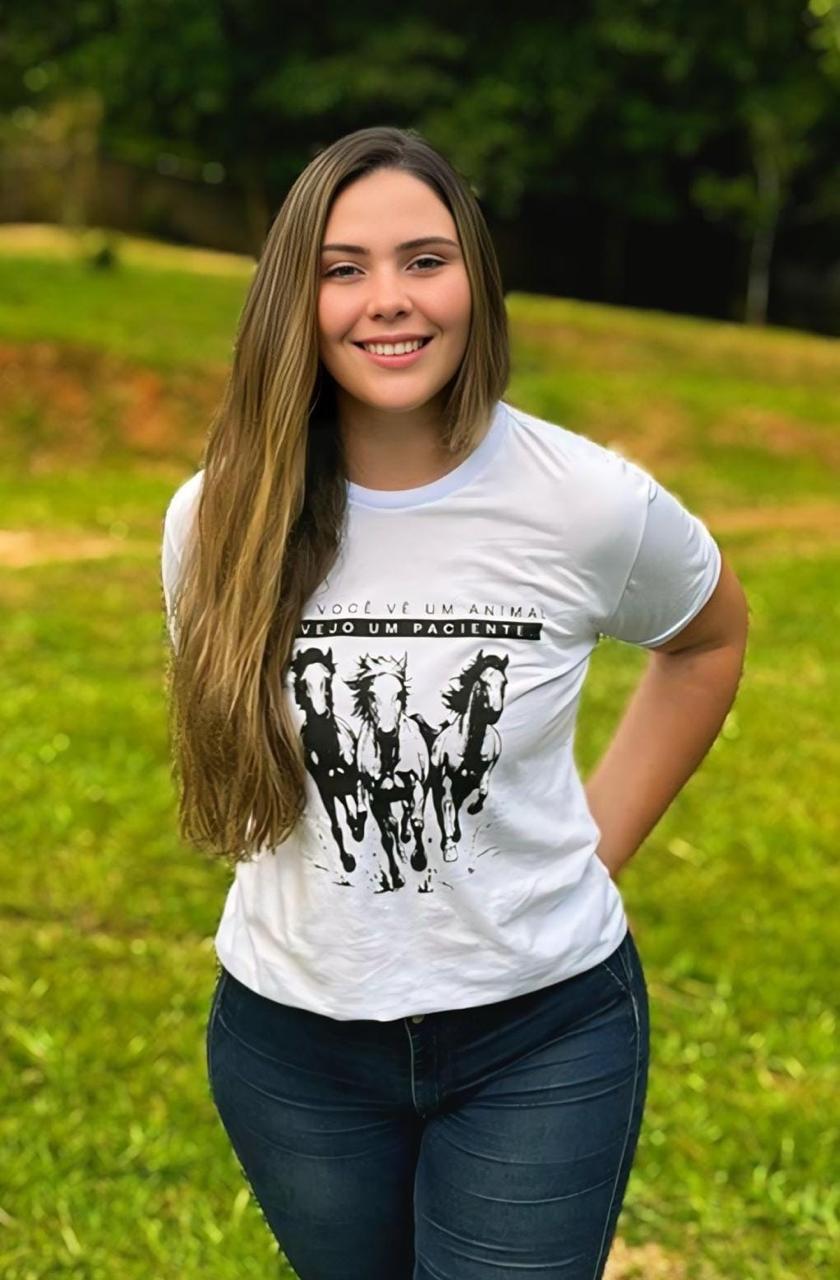 Mariane Dutra, médica-veterinária